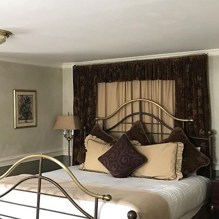 Admiral Farragut Inn ニューポート エクステリア 写真