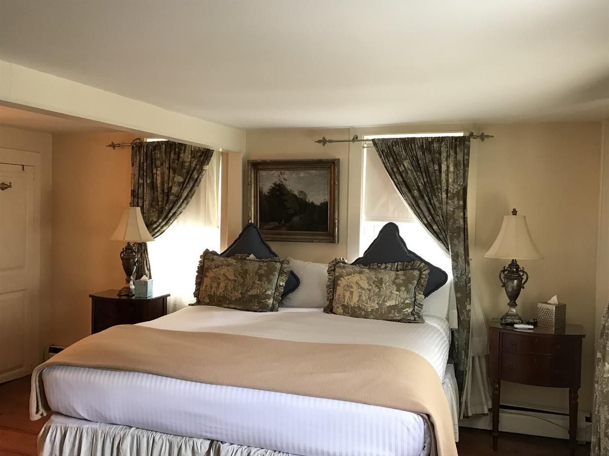 Admiral Farragut Inn ニューポート エクステリア 写真