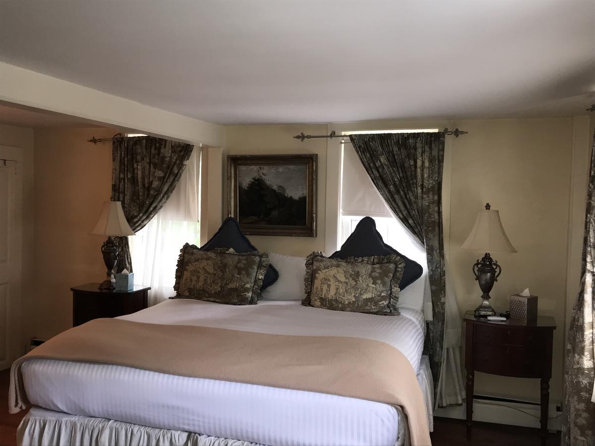 Admiral Farragut Inn ニューポート エクステリア 写真